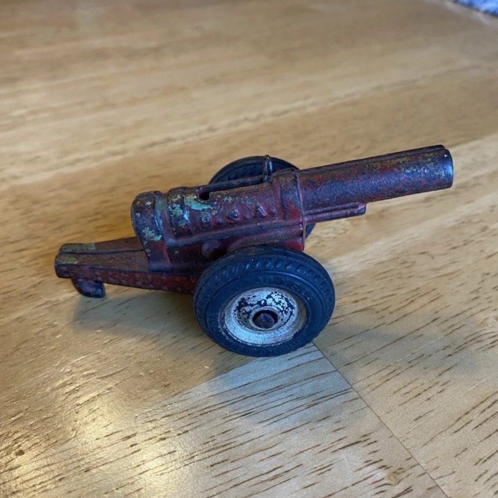 Vintage Carbine Bug Boom Cannon Toy